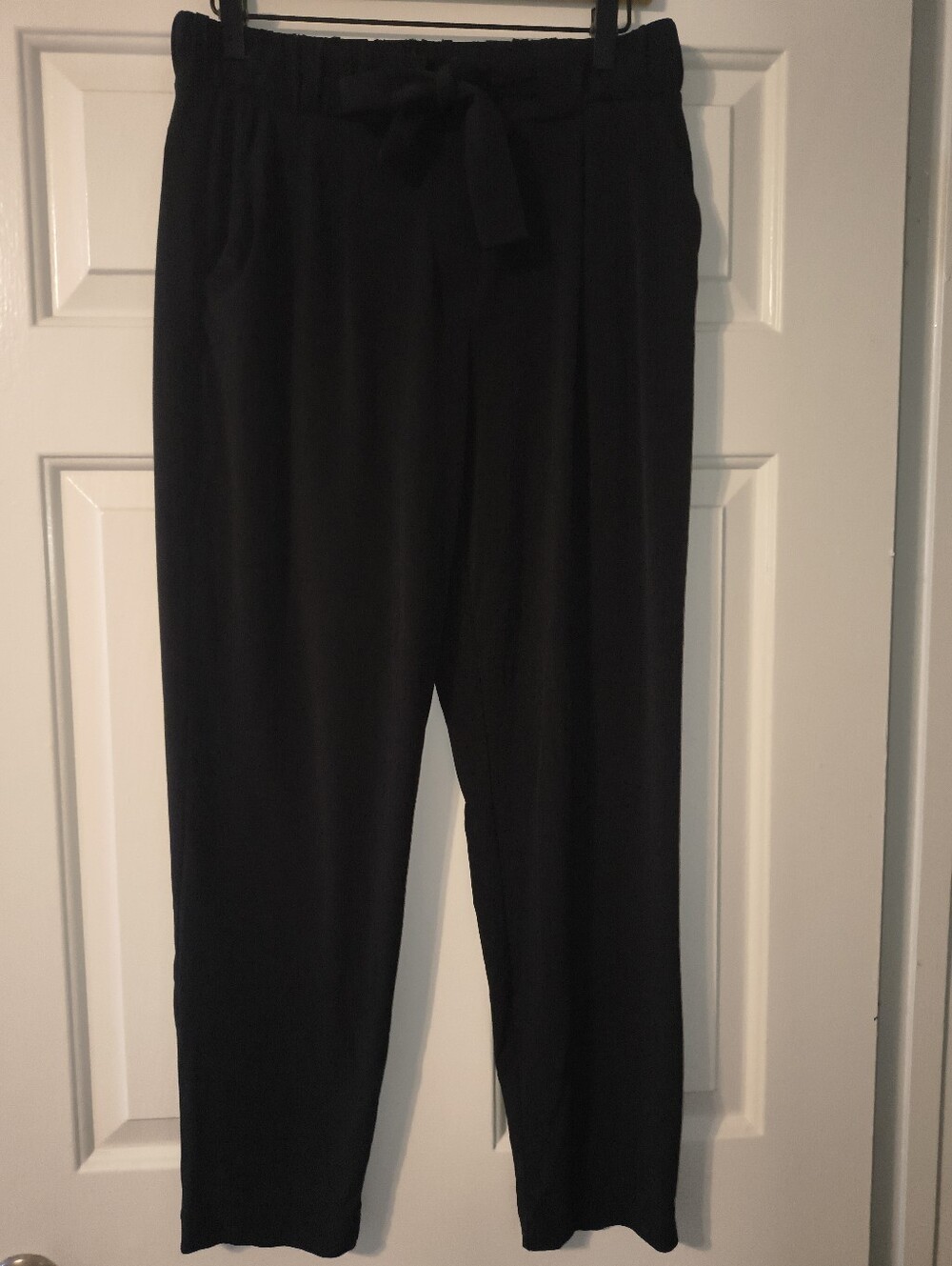 Black ankle pants, mid rise, size S/P